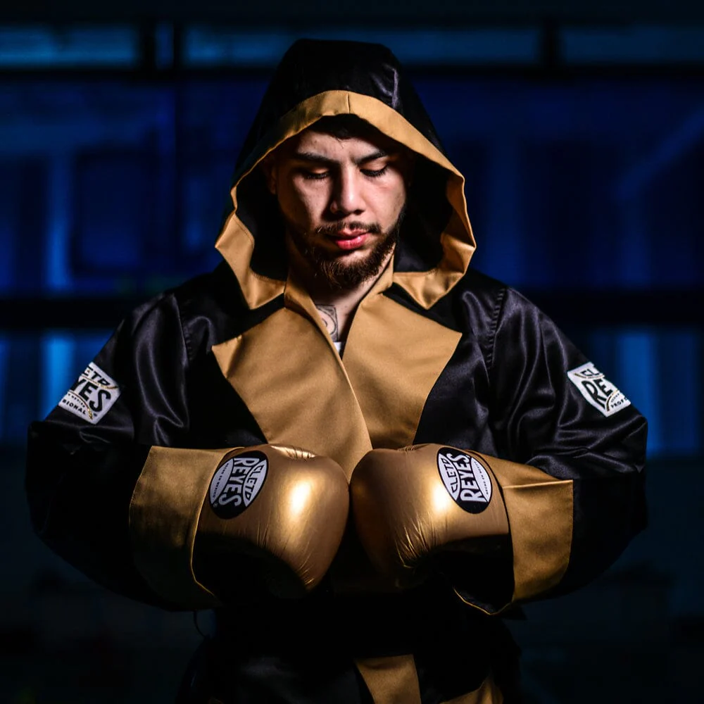 Cleto Reyes Boxing Robe with Hood Black/Gold - Image 2