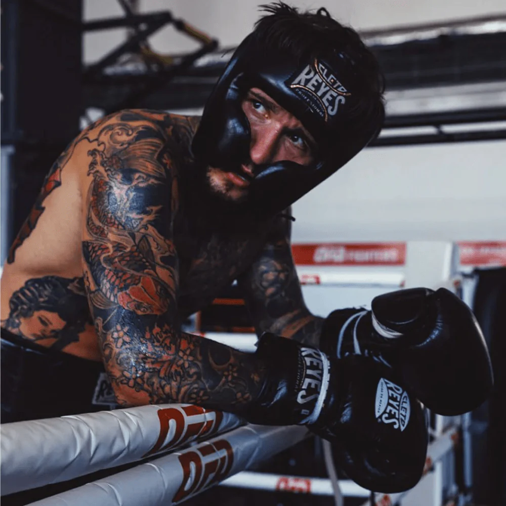 Cleto Reyes Cheek Protection Head Gear Red - Image 4