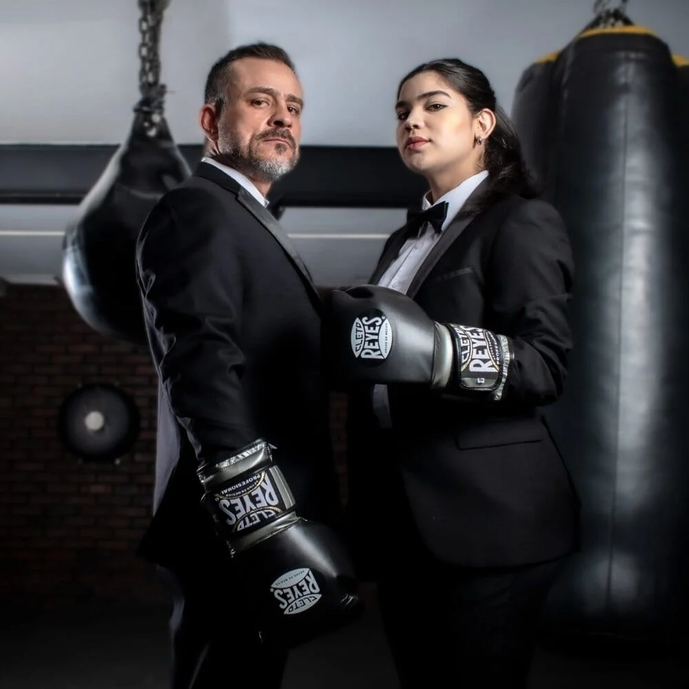 Cleto Reyes Tuxedo Boxing Gloves Black/Silver - Image 8