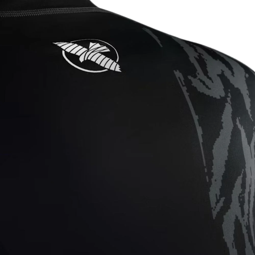 Hayabusa Apex Short Sleeve Rashguard Carbon Black - Image 3