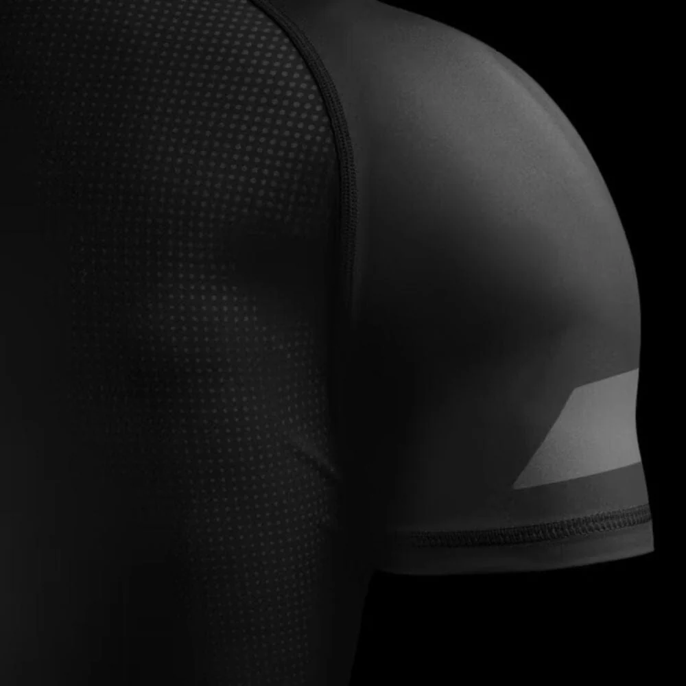 Hayabusa Core Short Sleeve Rashguard Black - Image 5
