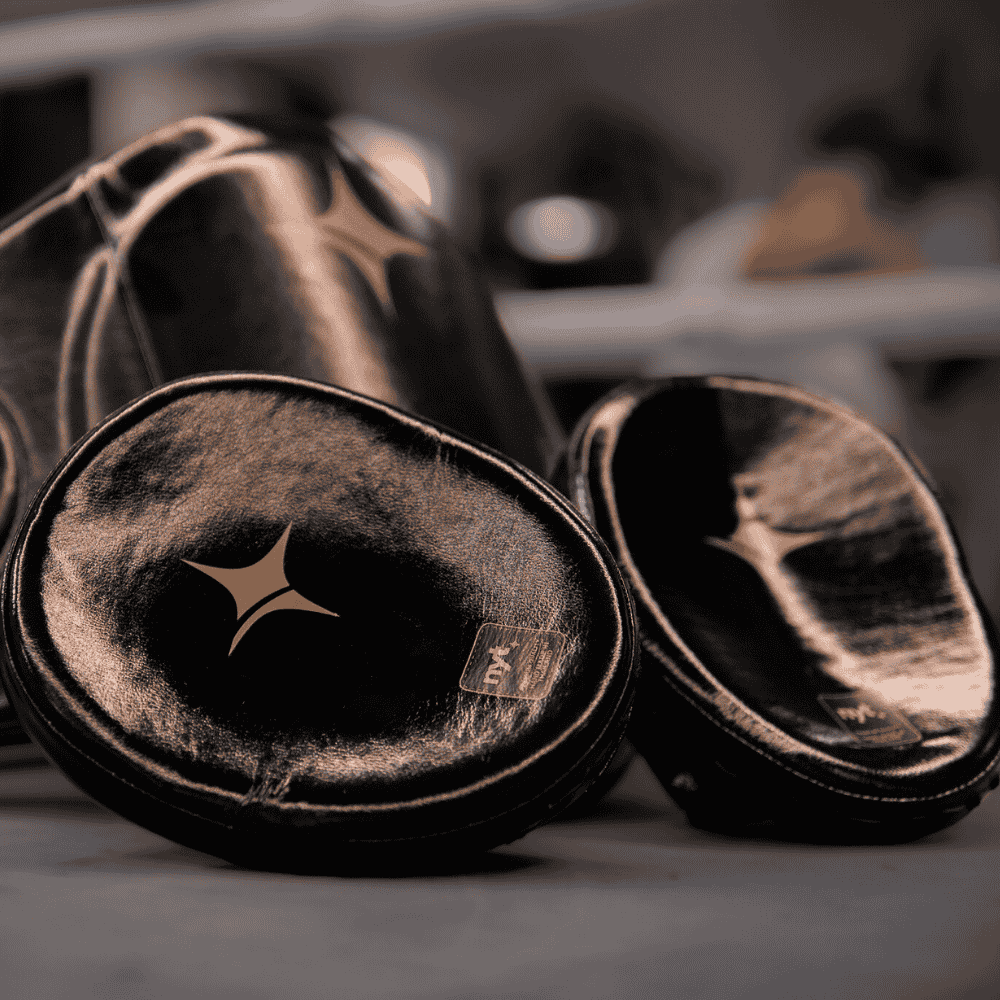 NYT Pro Boxing Micro Mitts - Image 10