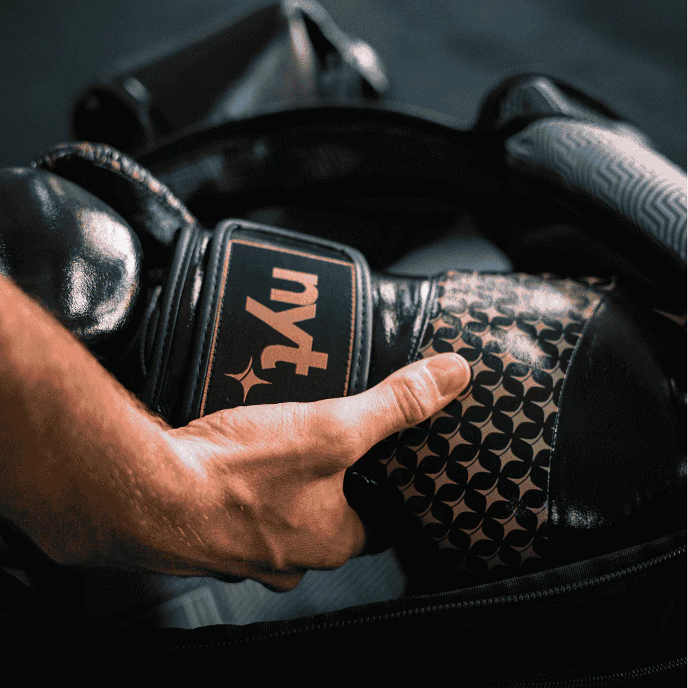 NYT Star Boxing Gloves Black/Sand - Image 6