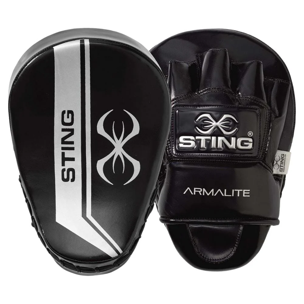 Sting Armalite Focus Mitts Black/Silver