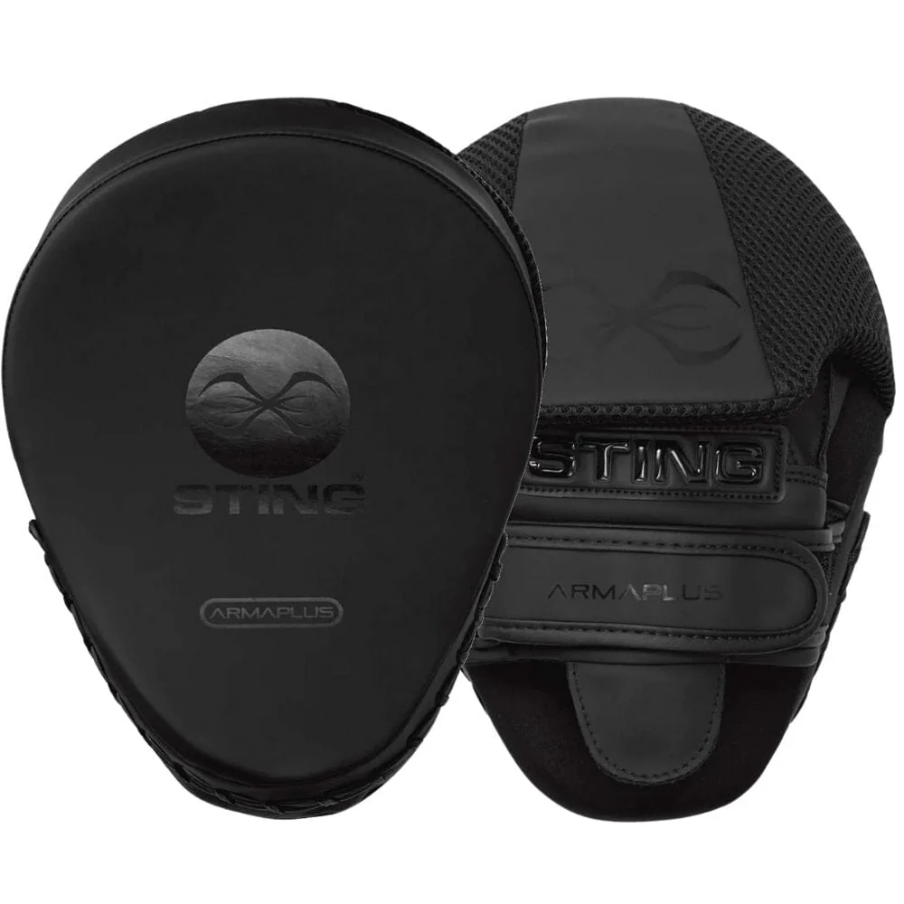 Sting Armaplus Focus Mitts Matte Black