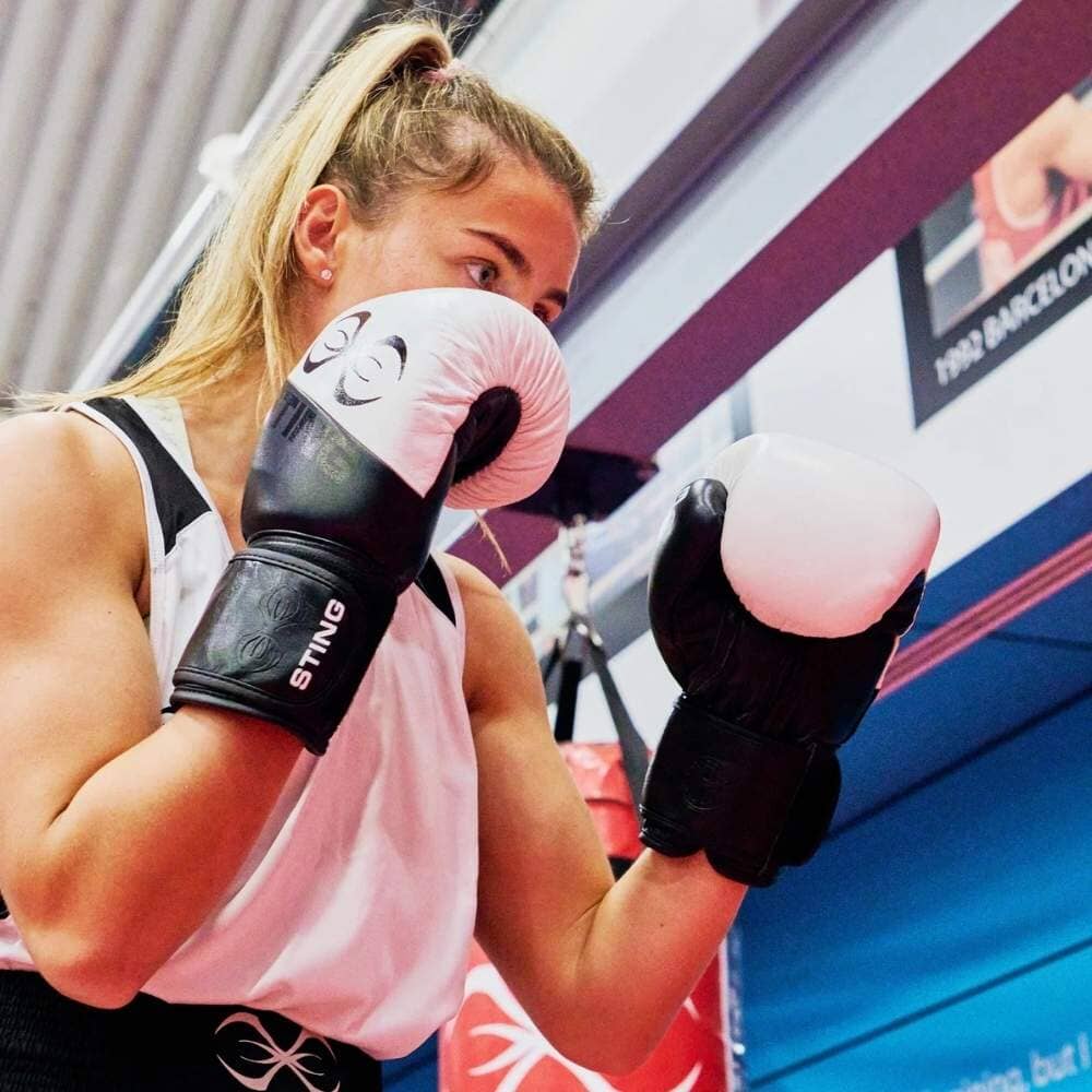 Sting Orion Boxing Gloves Black/White - Image 2