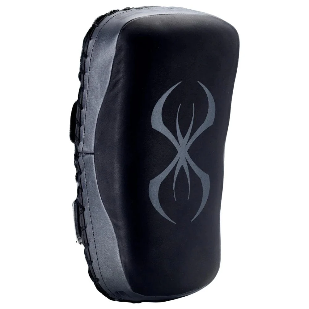 Sting Taipan Thai Kick Pads Black/Grey - Image 4