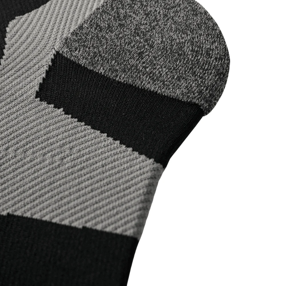 YAMMY Boxing Black Flux Mid Tech Socks - Image 5